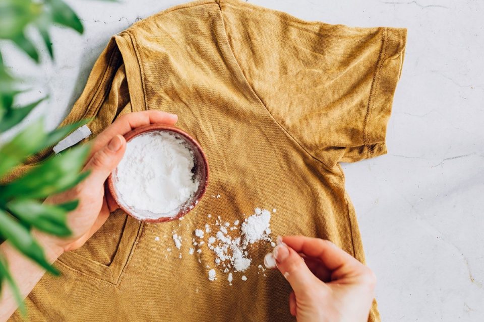 Steps to Remove Oily Stains on Your Clothes