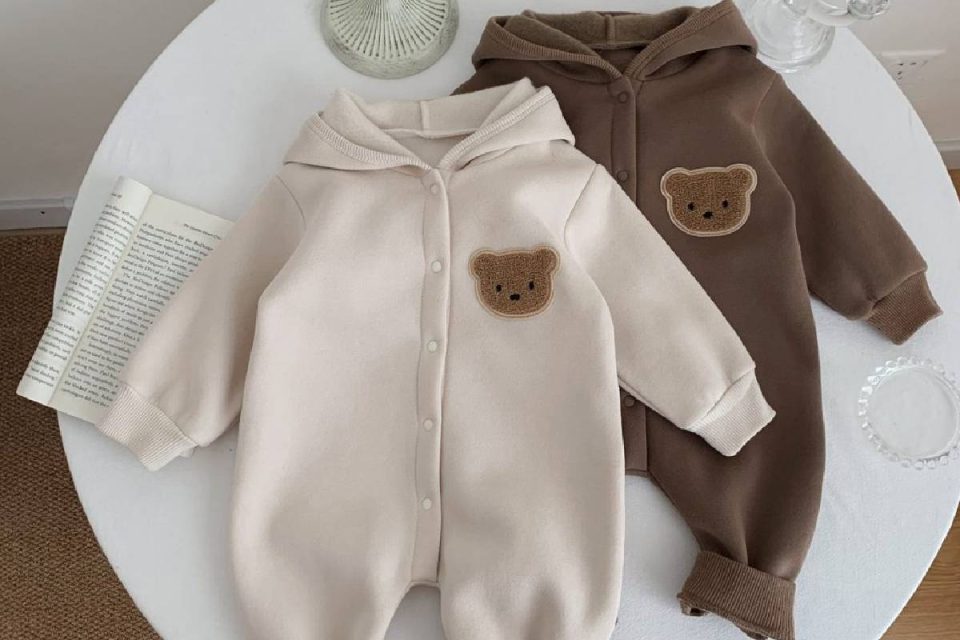 thesparkshop.in:product/bear-design-long-sleeve-baby-jumpsuit
